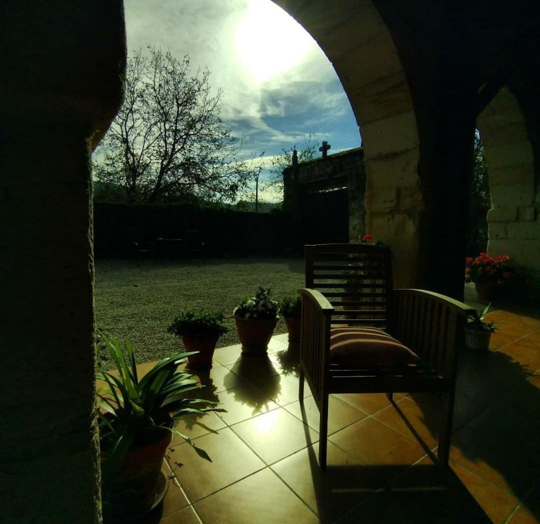 La Posada de Maria Villanueva de la Peña Exterior foto